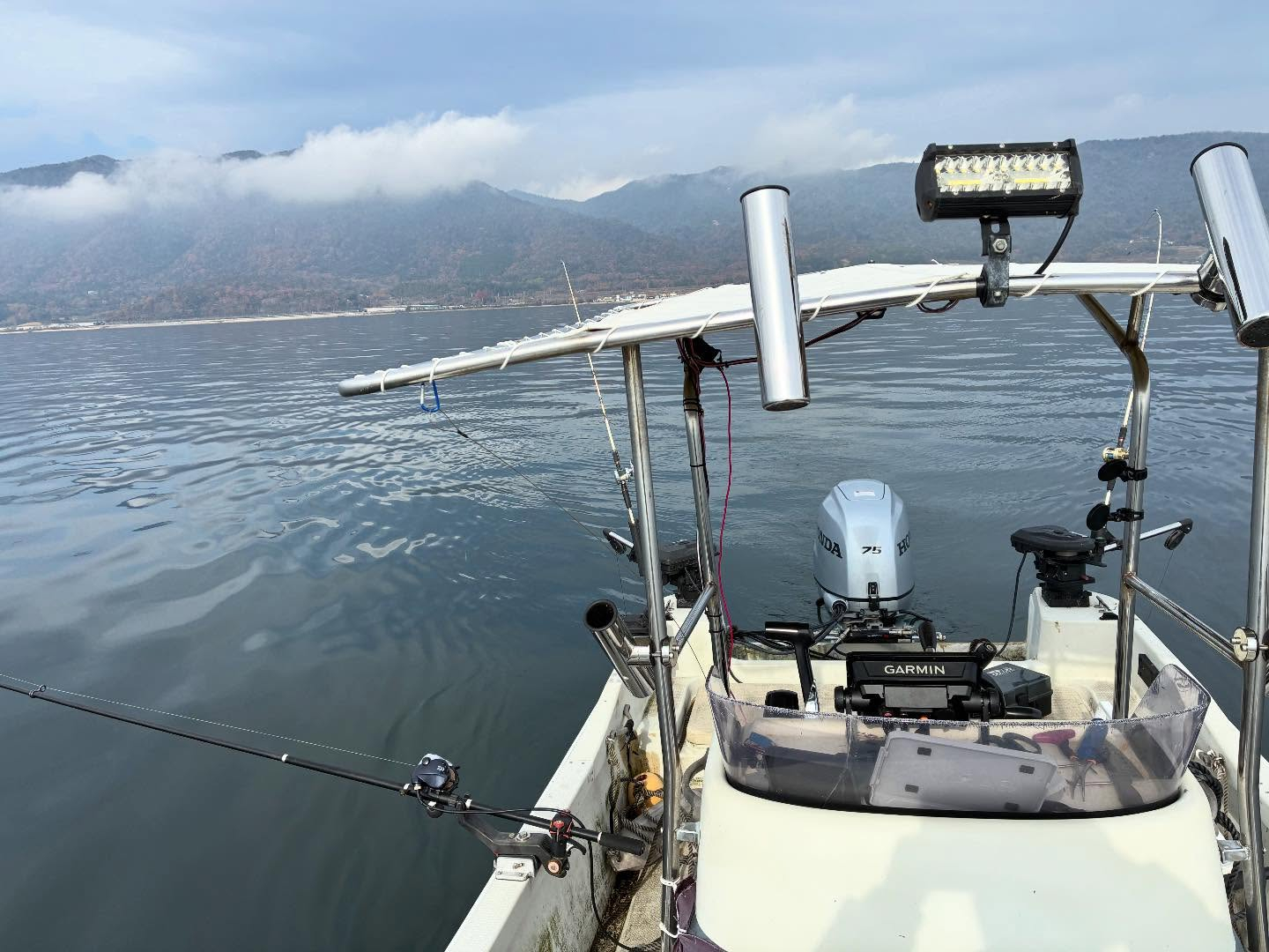 本日からビワマス漁を再開いたします